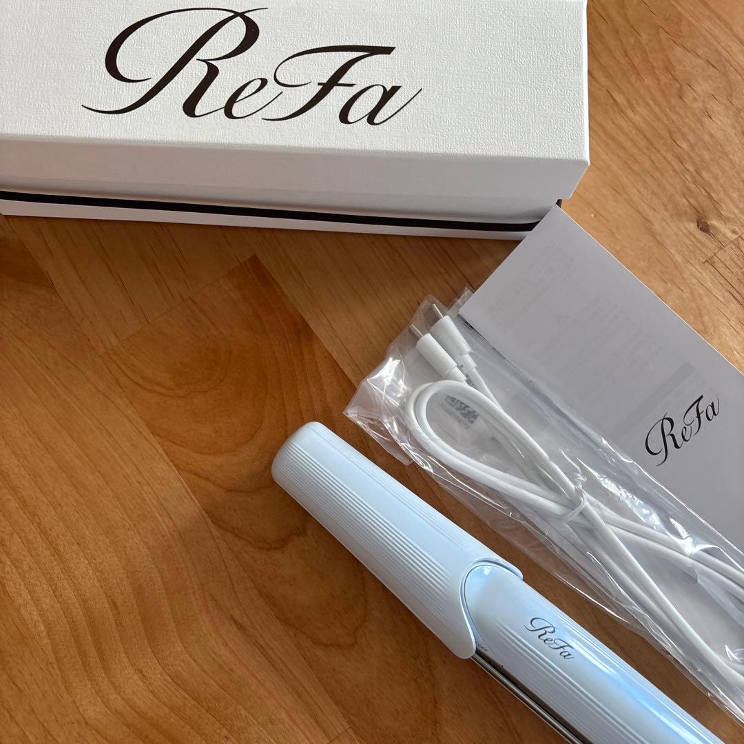 ReFa ストレートヘアアイロン ホワイト 充電ケーブル付き　新品同様！