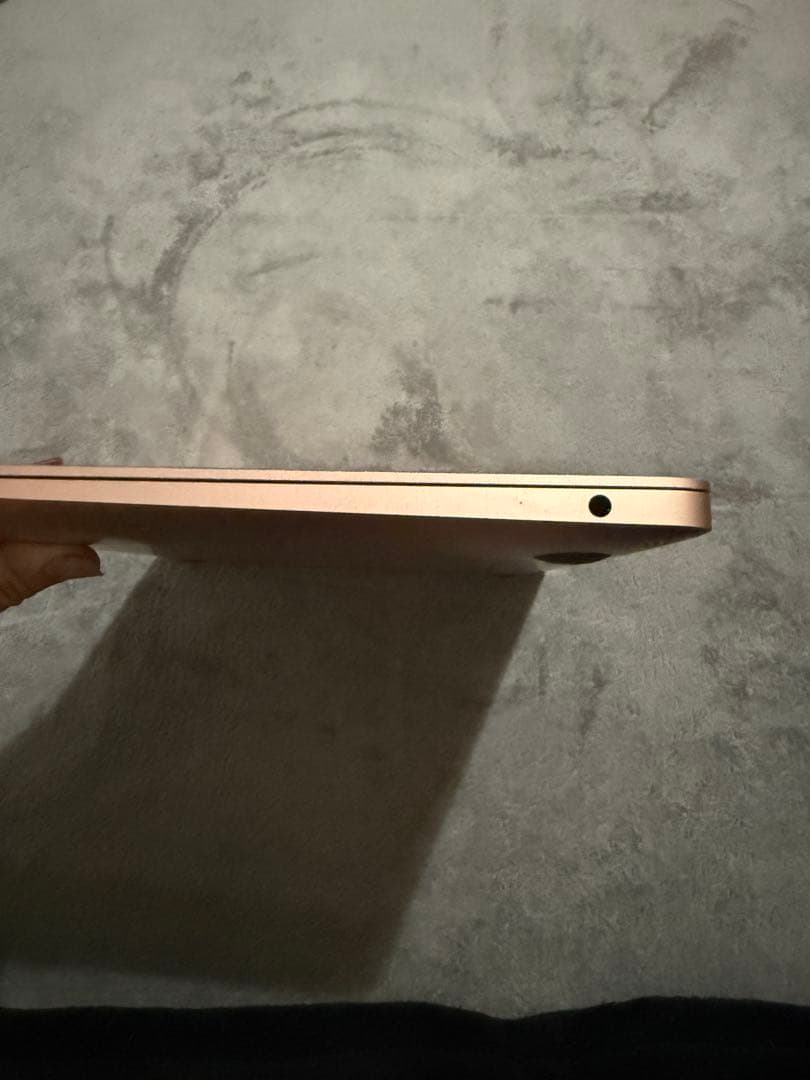 MacBook Air 2020年モデル13インチ 箱、充電器付き