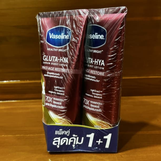 Vaseline GLUTA-HYA PRO-AGE RESTORE 2本