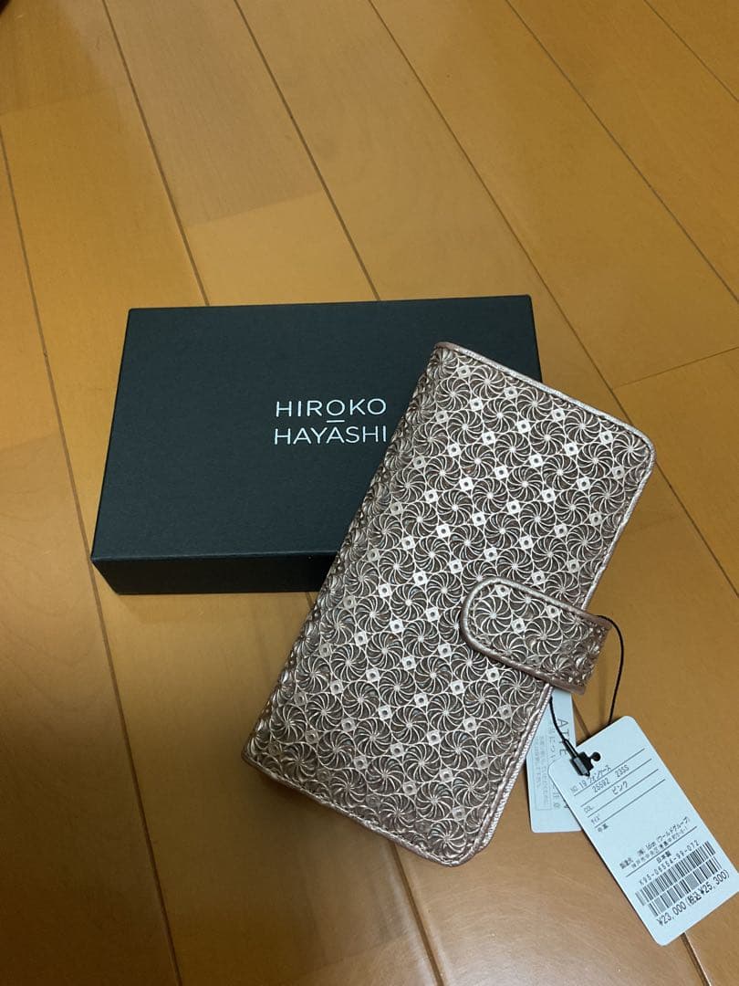 ヒロコハヤシ　スマホケース