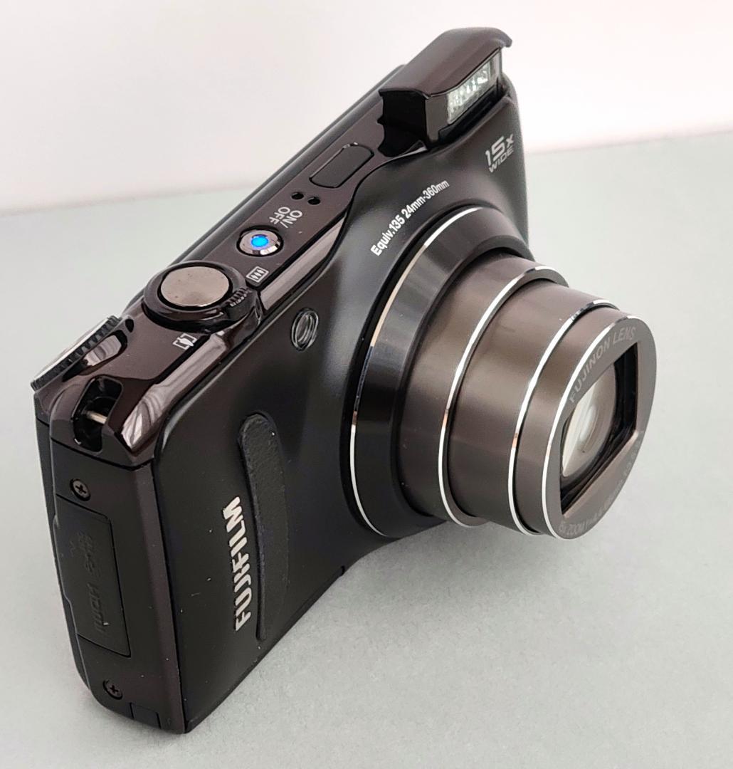 デジタルカメラ FUJIFILM FinePix F300EXR