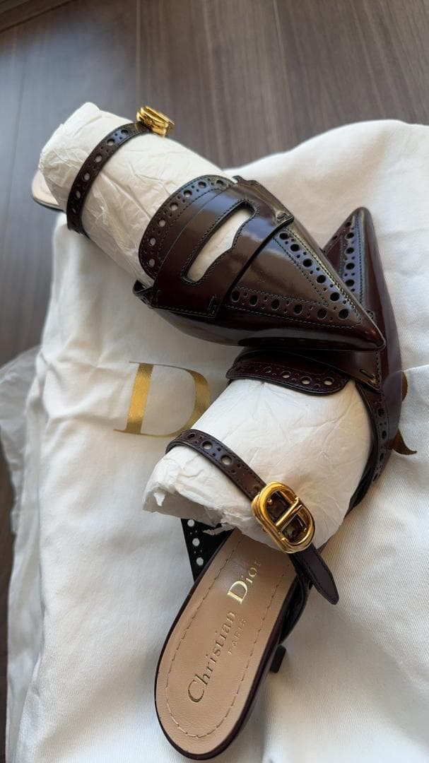 ディオール Kitten Heels Burgundy Boy-D