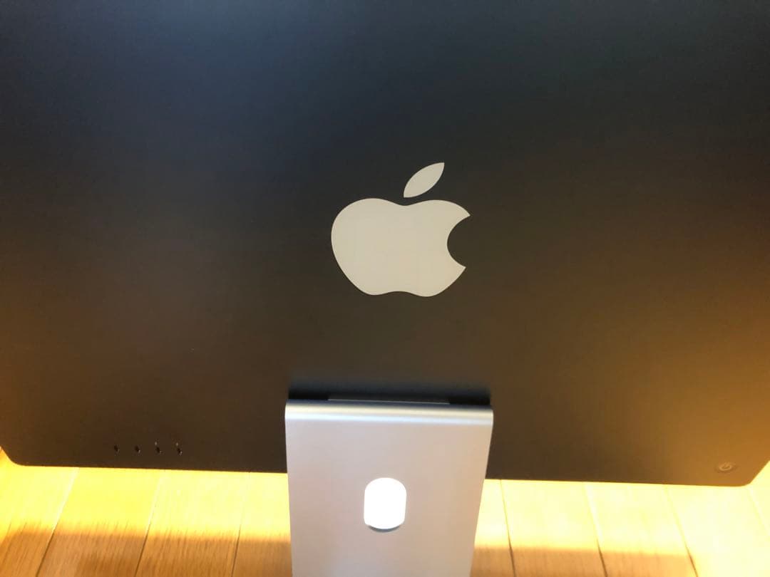 展示品　APPLE iMac 24インチ Retina4.5K MQRQ3J/A