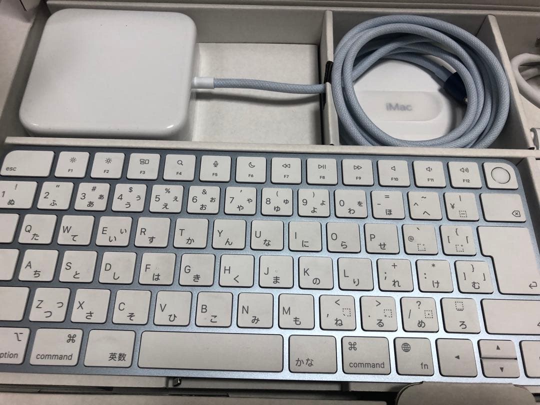 展示品　APPLE iMac 24インチ Retina4.5K MQRQ3J/A