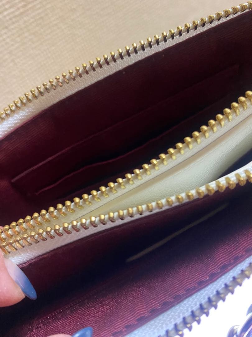 最終お値下げ♡ホワイト ショルダーバッグ、チェーンウォレット♡