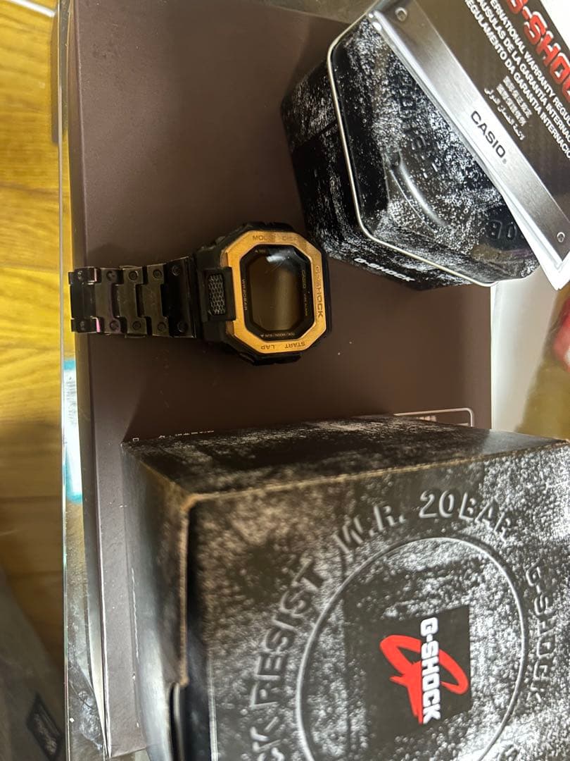 G-SHOCK GBX-100NSブラック/ゴールド