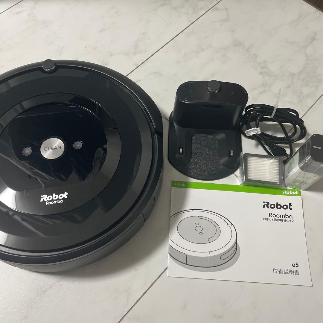 iRobot Roomba e5 本体と付属品