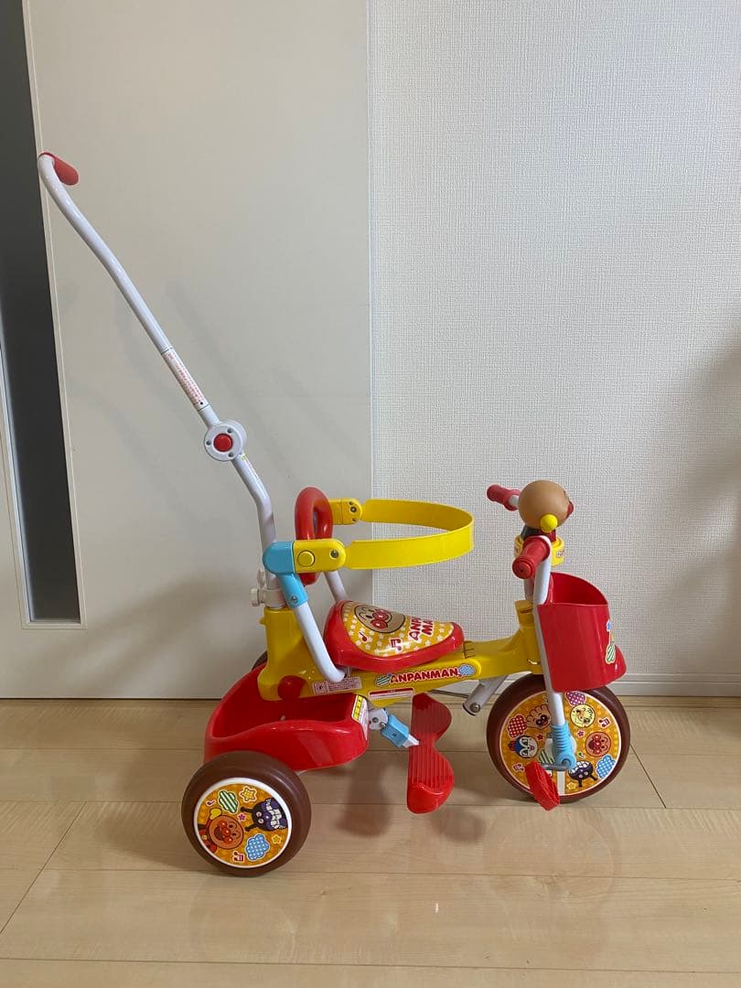 【美品】★それいけ！アンパンマンオールインワンUPII折りたたみ三輪車