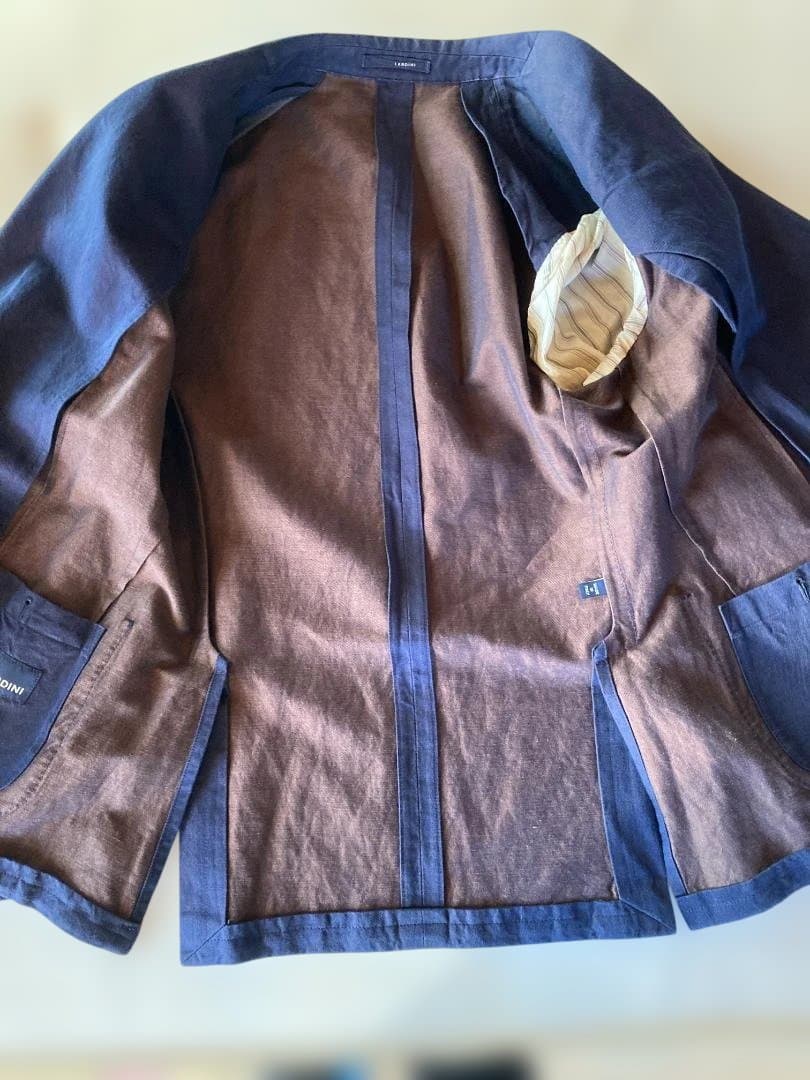 LARDINI　ダブルブレザー【希少】ネイビーソラーロ４４