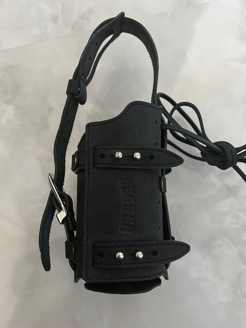 デグナー携行缶ホルダー