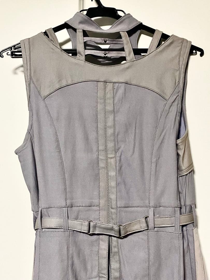 最終値下げ　Ozz Croce 刺繍入りロングベストワンピース　オッズオン