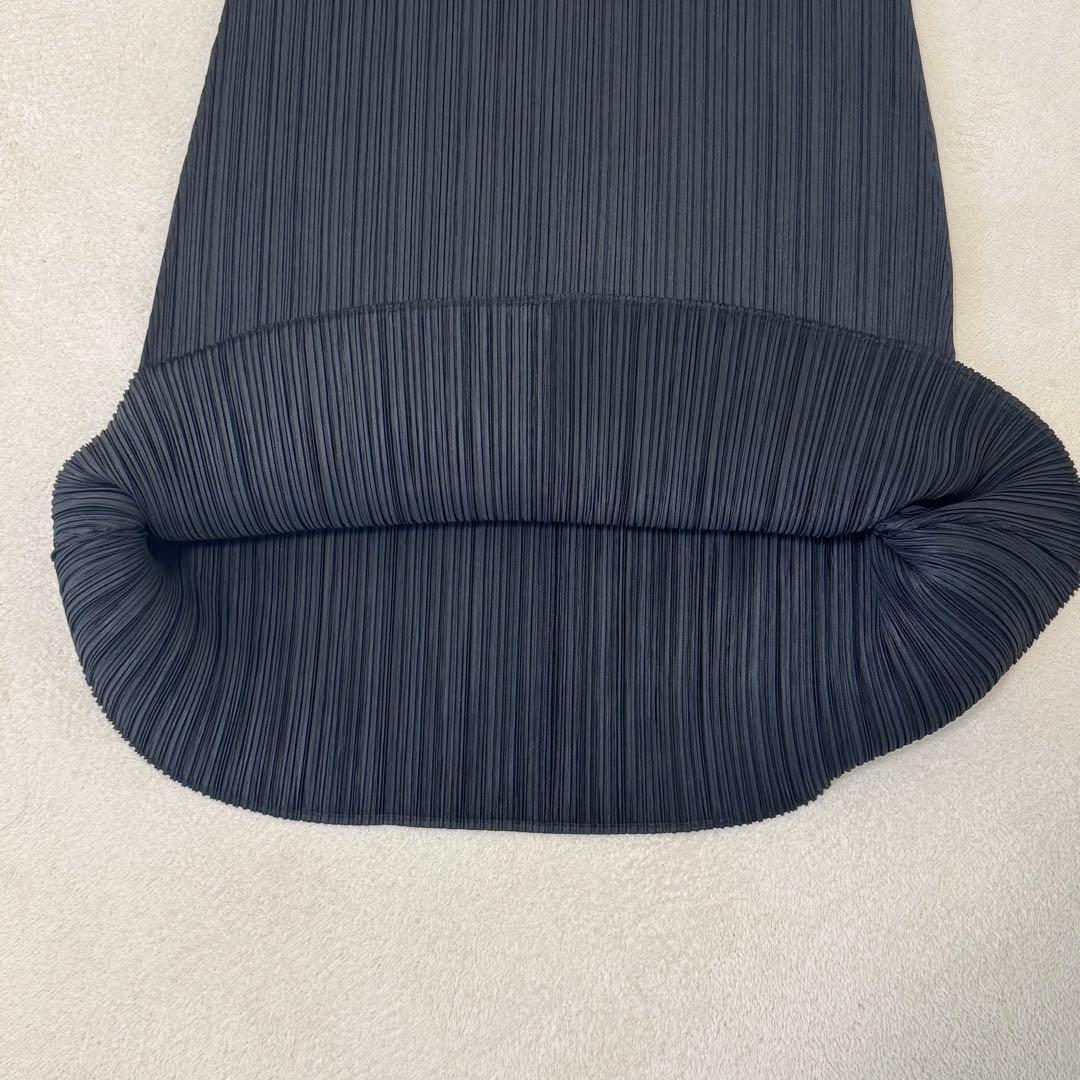 極美品✨PLEATS PLEASE プリーツ　ワンピース　ブラック　フレア