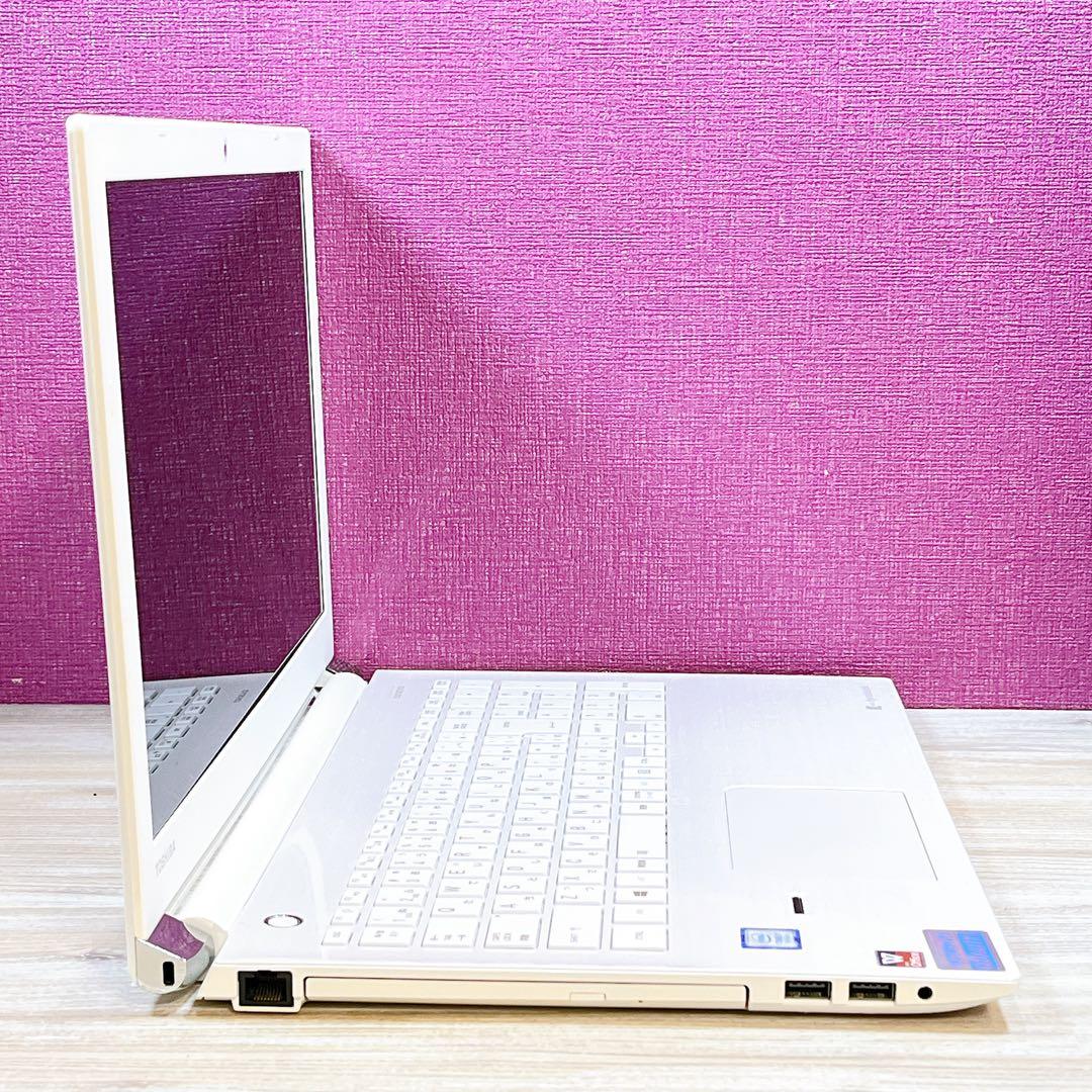 dynabook Core i7 8GB SSHD1TB ブルーレイ Win11