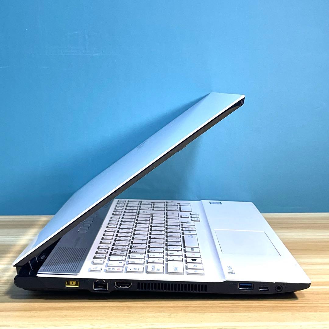 Windowsノート本体 NEC LAVIE/Corei7/16GB/SSD+HDD/Blu-ray