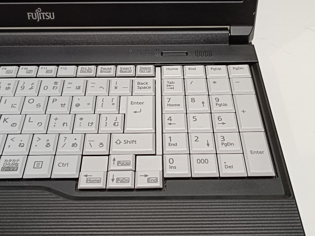 2024年 Windows11 Corei5 メモリ16GB SSD 512GB