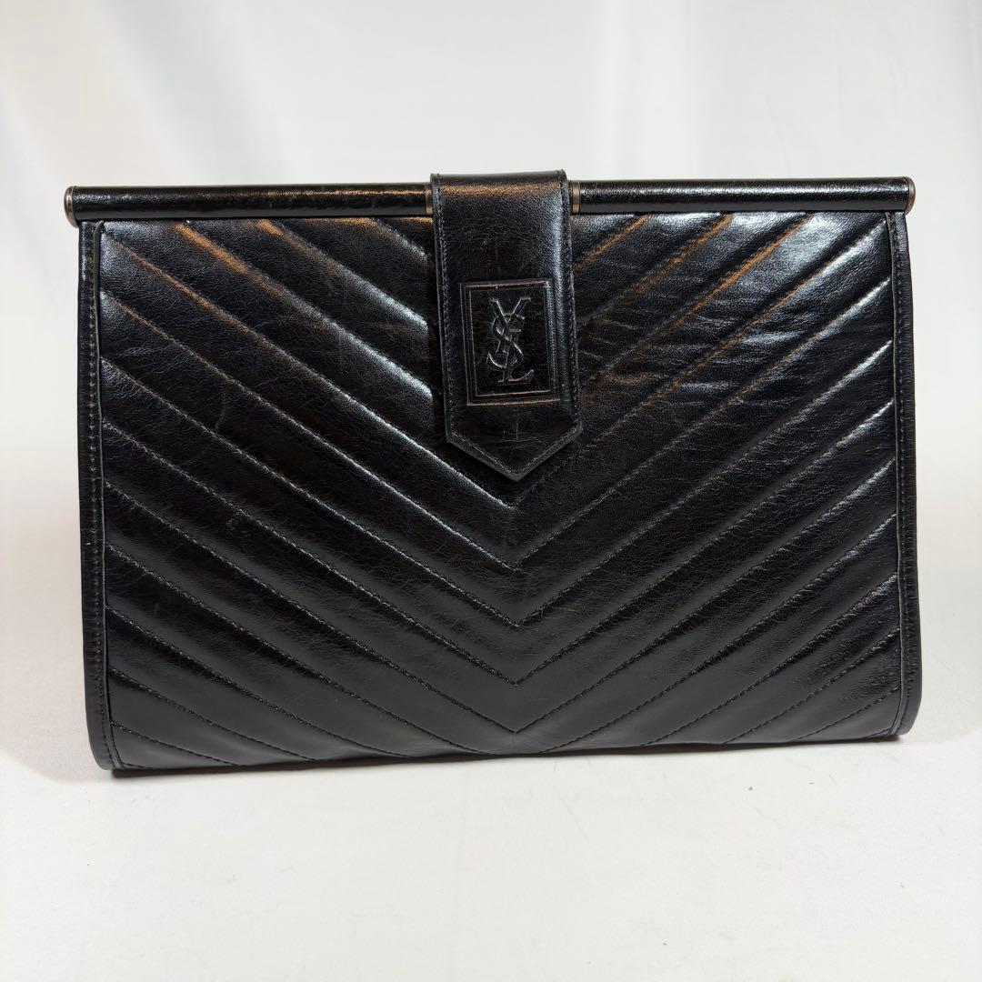 イヴ・サンローラン クラッチバッグ カサンドラロゴ　黒　レザー キルティング