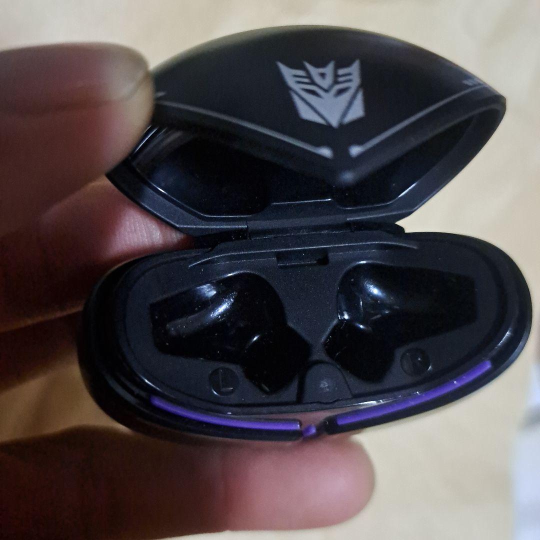 トランスフォーマー　ワイヤレスイヤホン　ケースのみ　充電器　イヤホンケース
