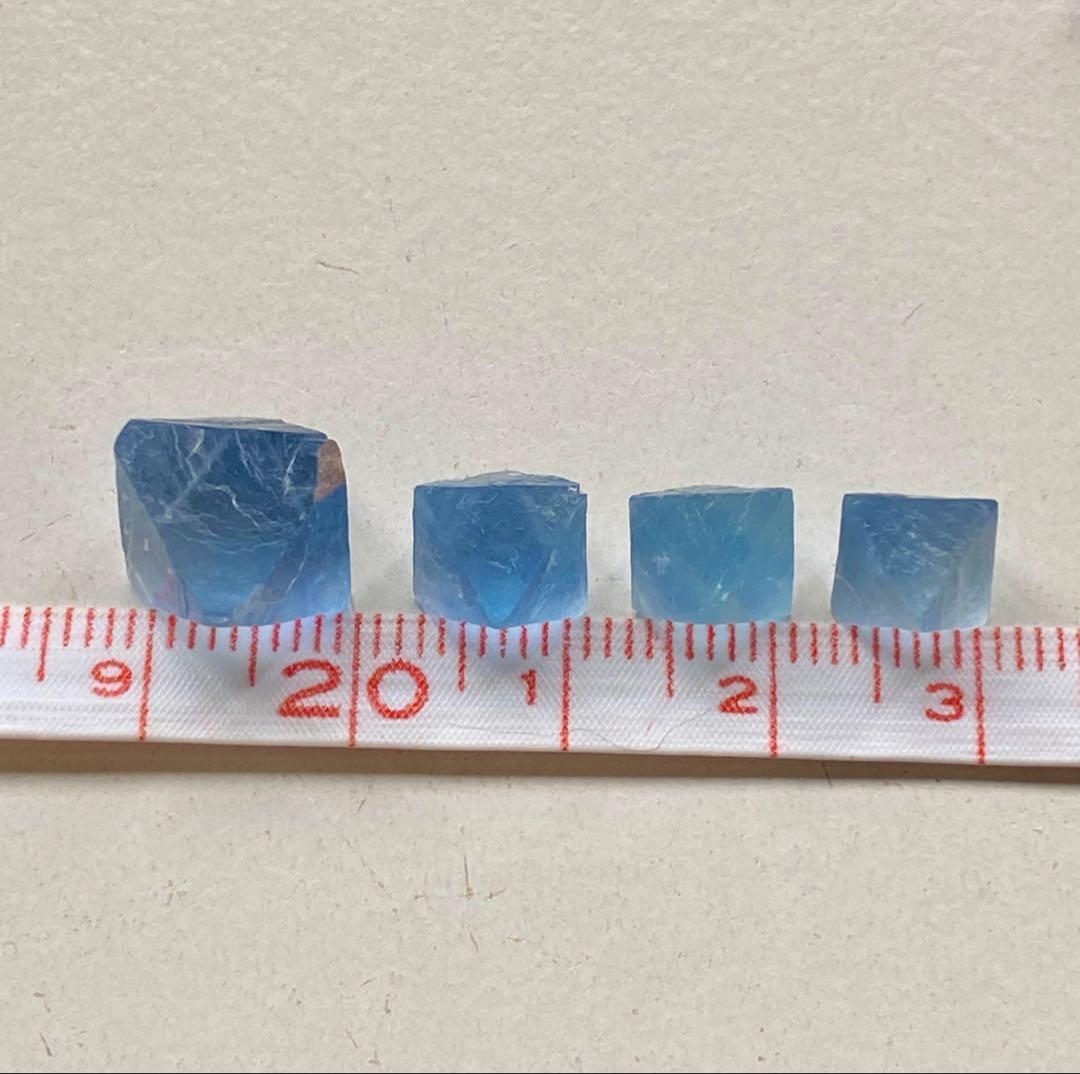 八面体 フローライト　ビンガム産　イリノイ産　12個セット　蛍石　鉱物標本