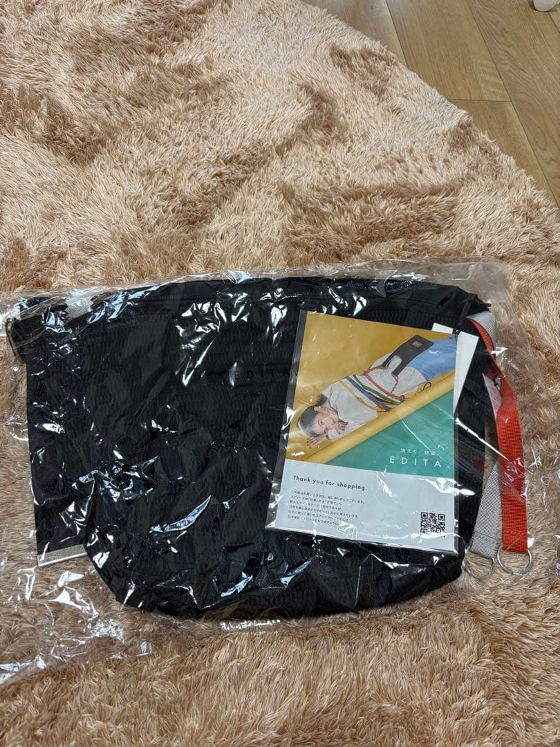 エディータ　ボディバック　Ｌ　未開封　ブラック