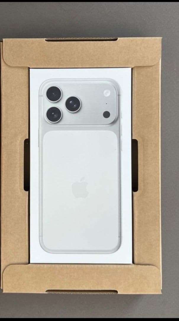 (残り1点)正規SIMフリー iPhone17PM 1TB シルバー 新品未開封