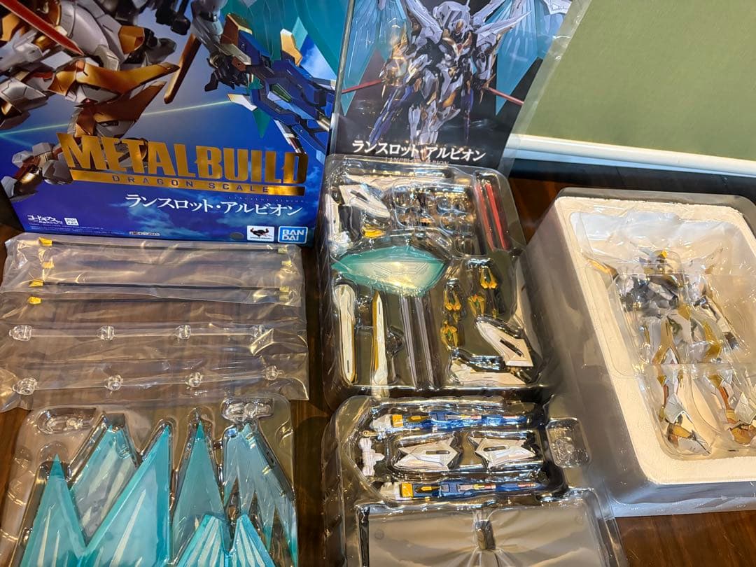 メタルビルド LBUILD ランスロット・アルビオン コードギアス