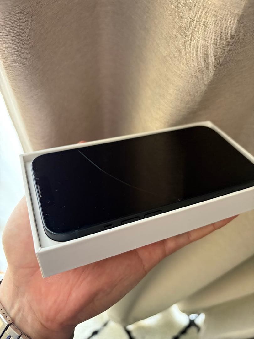 【値引き交渉有】iPhone 13 Midnight 128GB 本体 箱付き