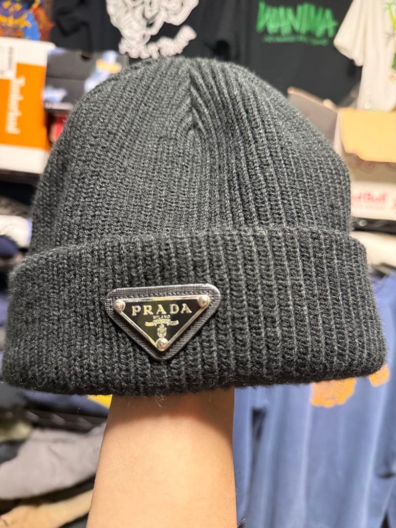 t*m様 PRADA プラダ　ニット帽　ビーニー　三角タグ　トライアングル