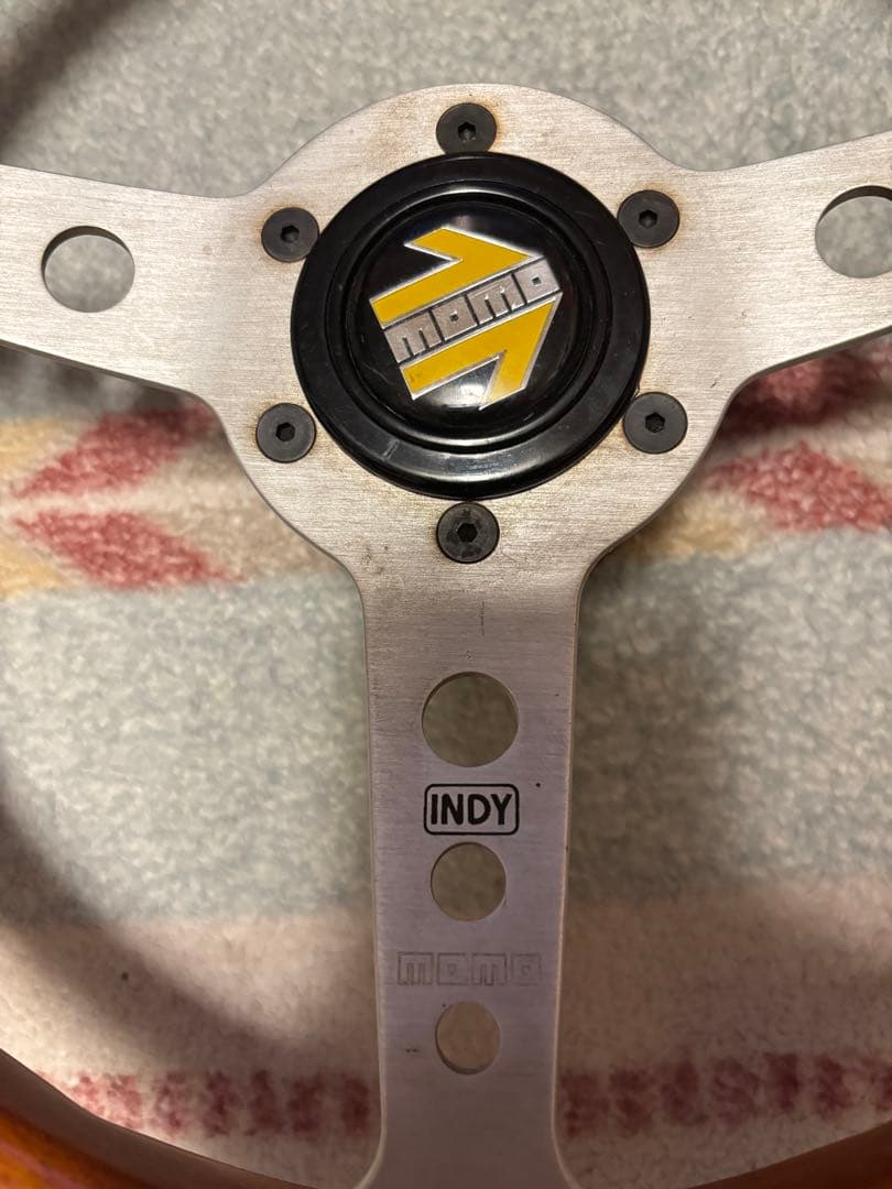 MOMO モモ ステアリング インディ ウッドハンドル INDY ボス付き