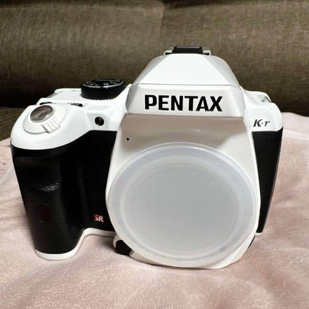 ほぼ未使用★PENTAX K-r デジタル一眼レフカメラキット
