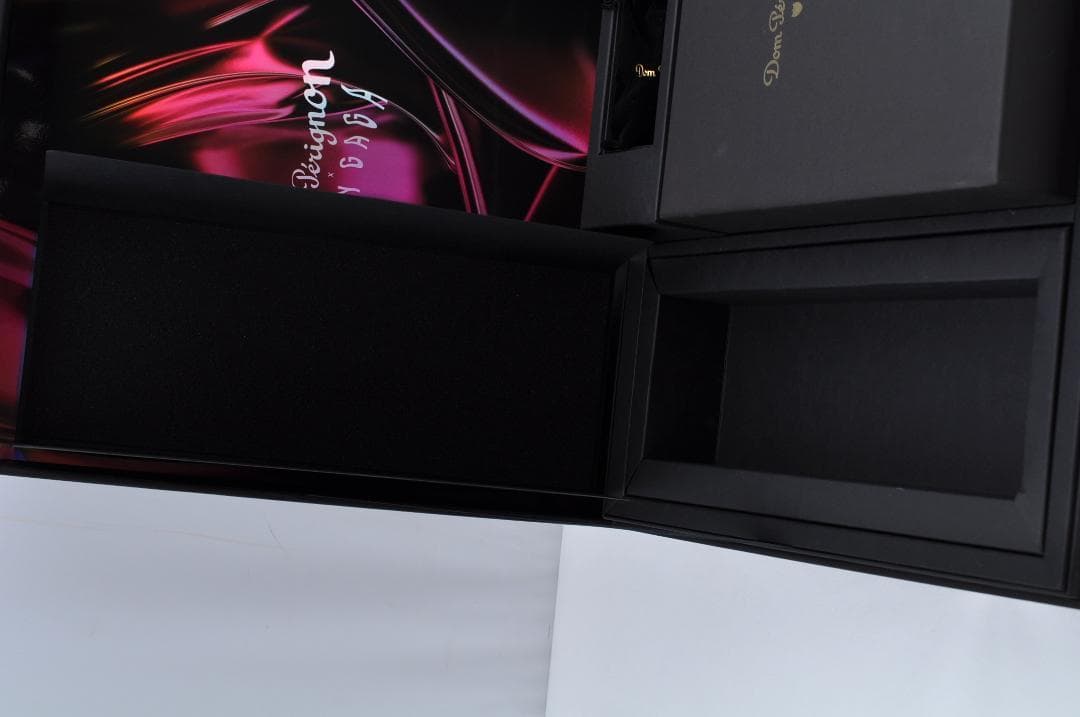 ボトルなし ドンペリニヨン×レディガガ グラス2脚ストッパーセット TA1833