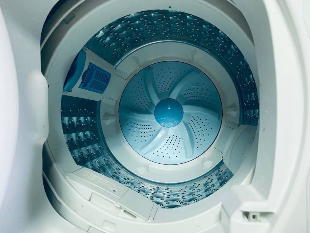 ♦TOSHIBA 洗濯機【2015年製】AW-6G2