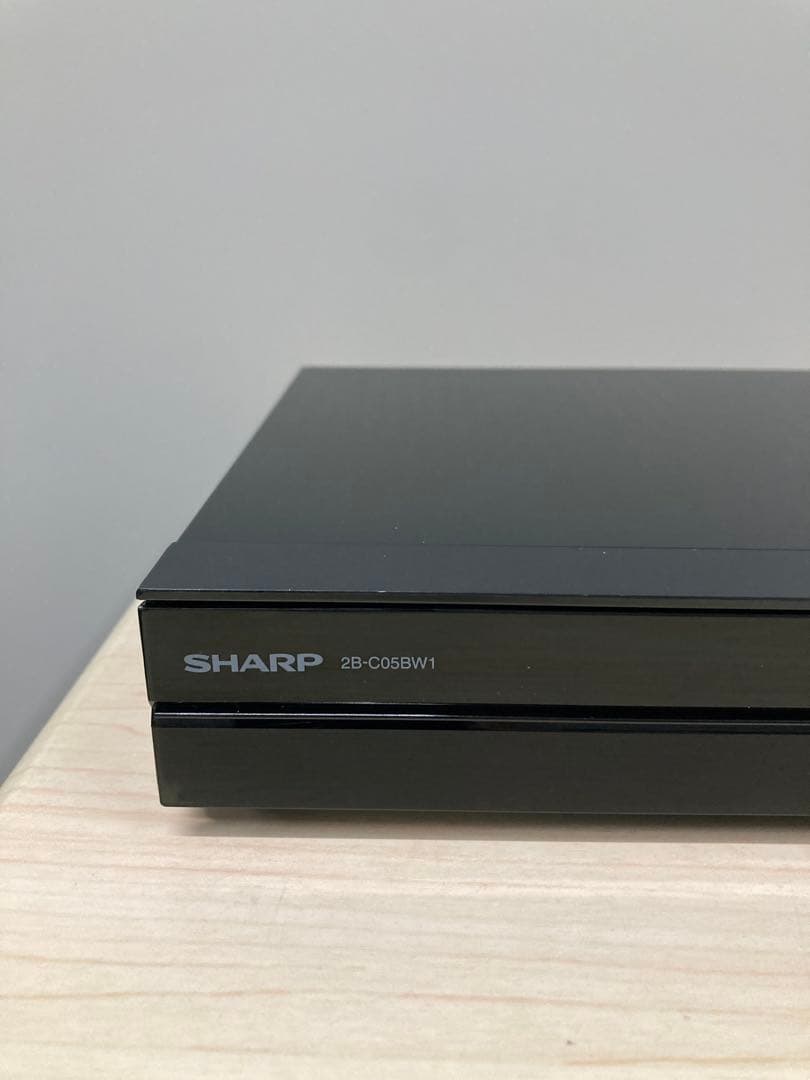 めっちゃ綺麗　シャープ　AQUOS ブルーレイ　2B-C05BW1