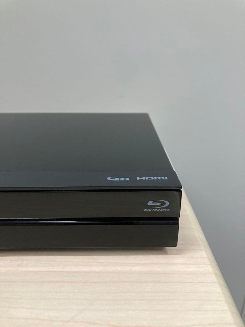 めっちゃ綺麗　シャープ　AQUOS ブルーレイ　2B-C05BW1