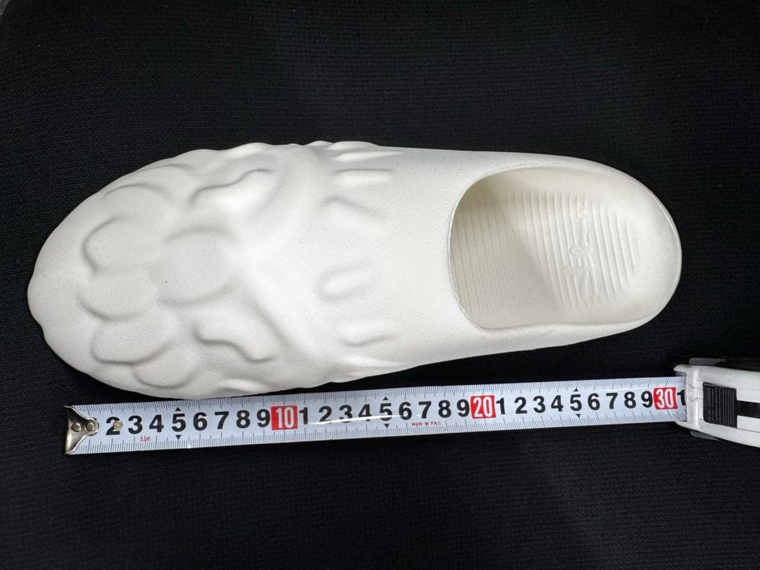 新品未使用　Olaolu SLAWN White CHOMPAZ サンダル