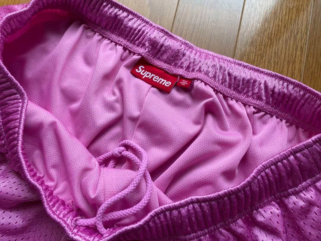 即決　美品Supreme ショートパンツ　size Ｌ