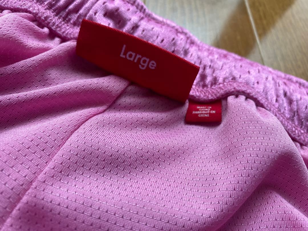 即決　美品Supreme ショートパンツ　size Ｌ