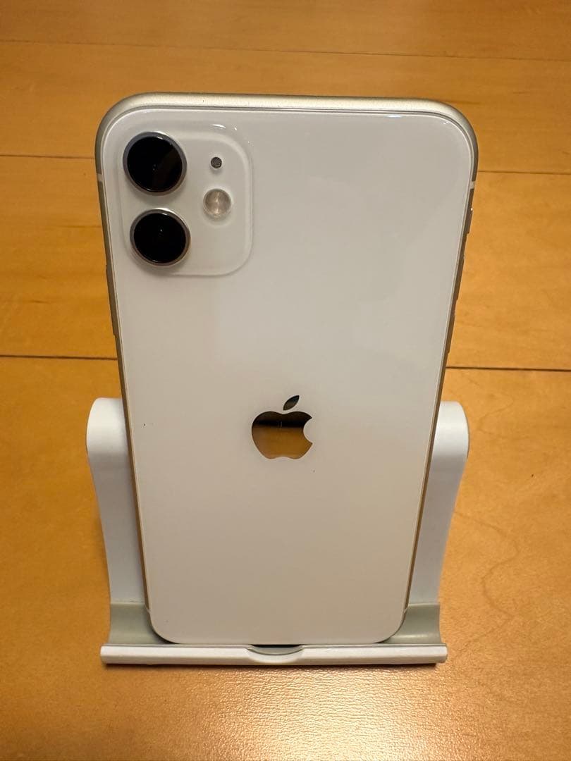 「iPhone11 128GB SIMフリー 動作良好 Apple正規修理済　白