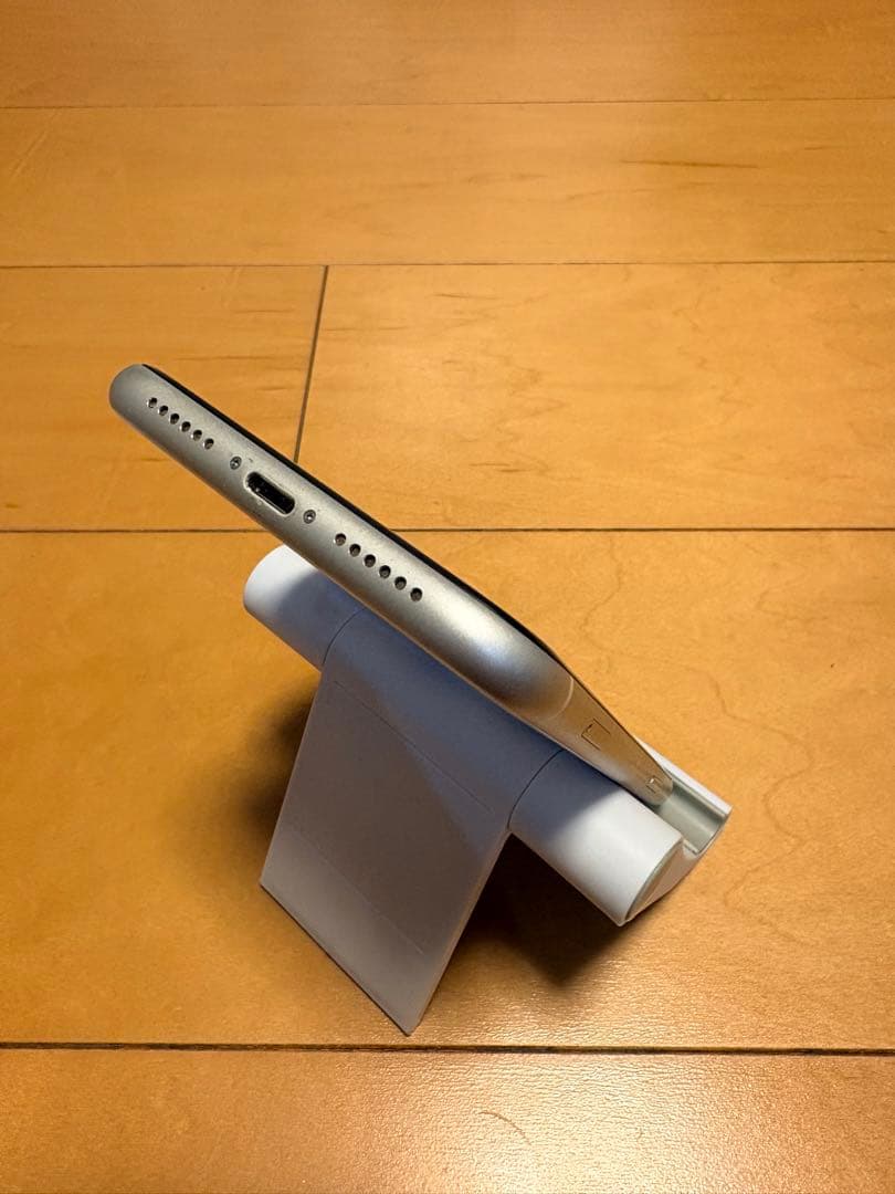 「iPhone11 128GB SIMフリー 動作良好 Apple正規修理済　白