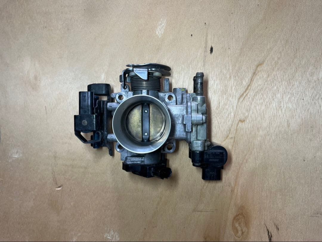 J's Racingスロットルボディ GDフィット