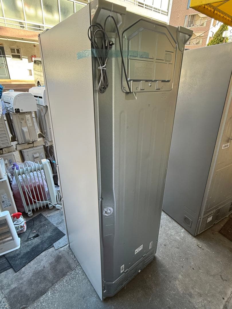 【2023年製・極美品】TOSHIBA 冷蔵庫 GR-U36SV 356L