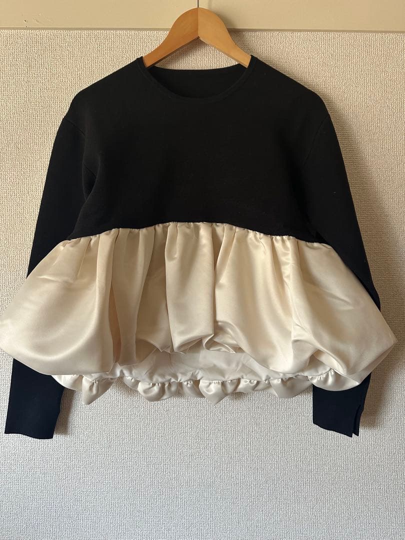 itm 　THE TOE Aachen Balloon Peplum