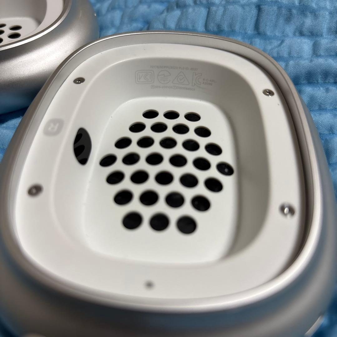 AirPods MAXシルバー