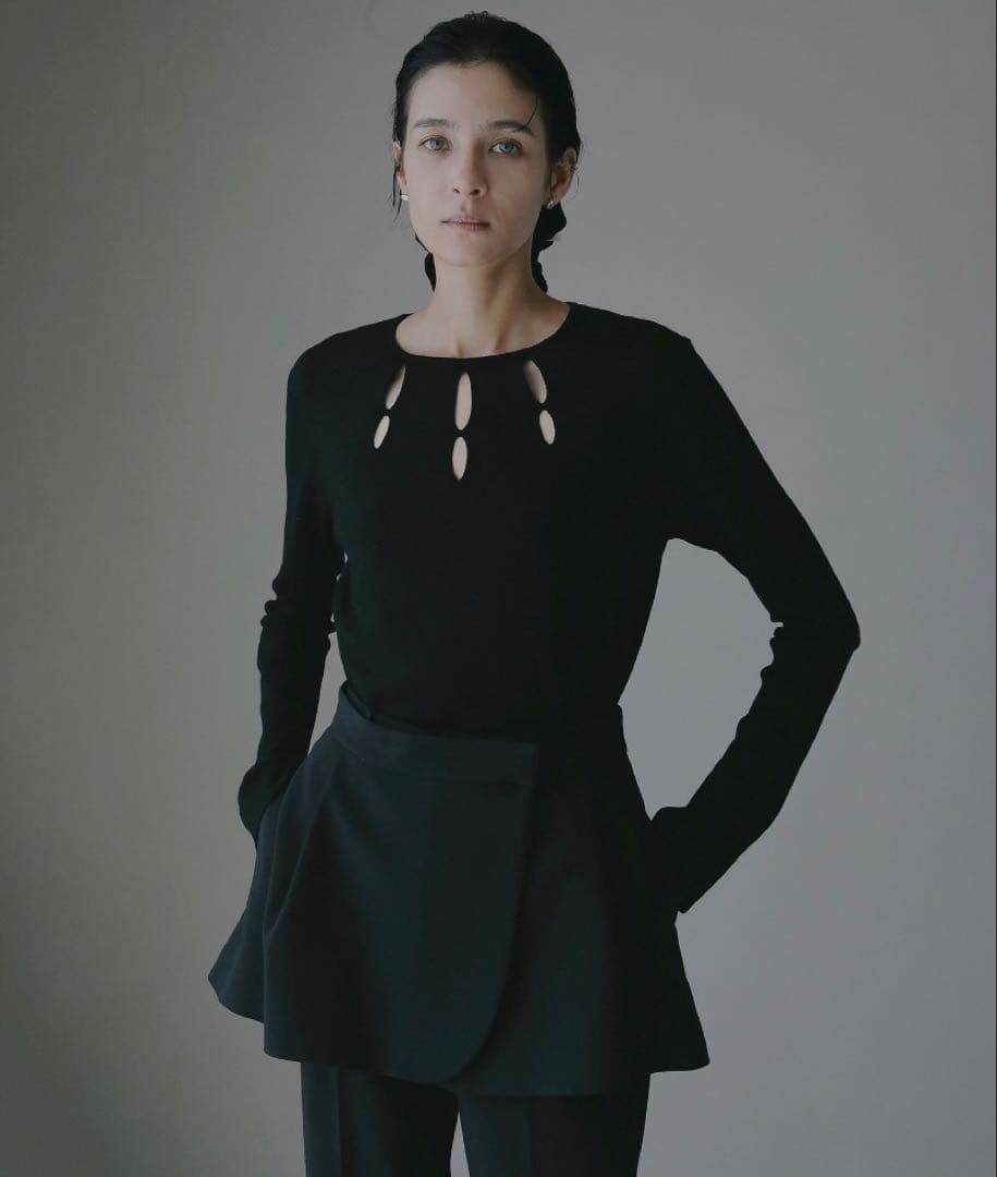 トップス MANOF HOLE KNIT TOPS BLACK