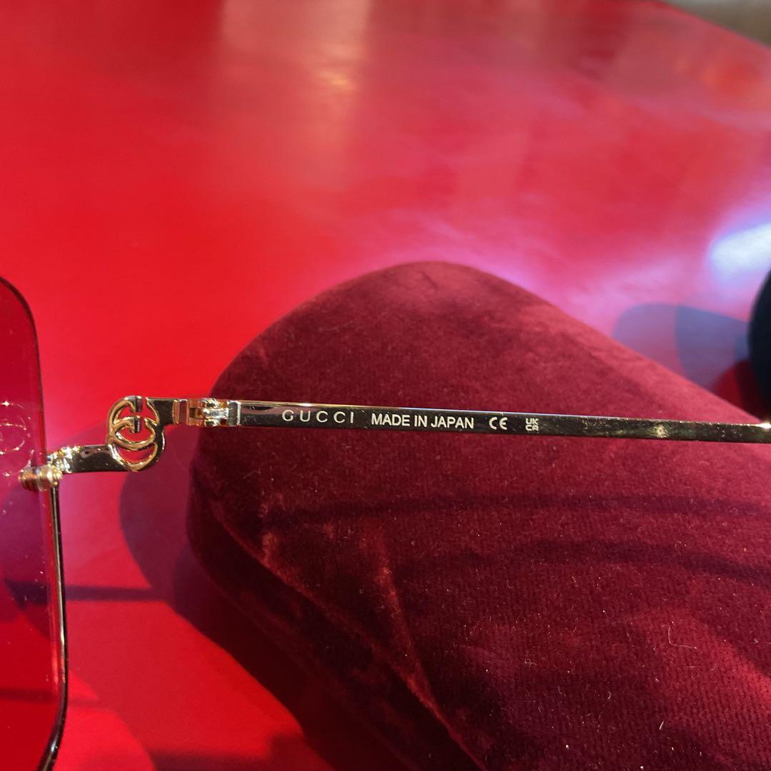 【即決価格】★極美品★GUCCI ピンクレンズ サングラス ケース付き