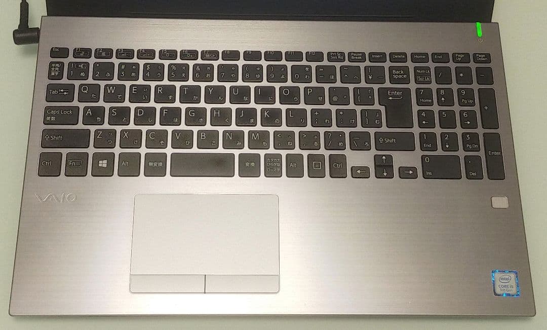 美品中古のVAIO Pro PH15.5インチ第9世代i5デスクノート