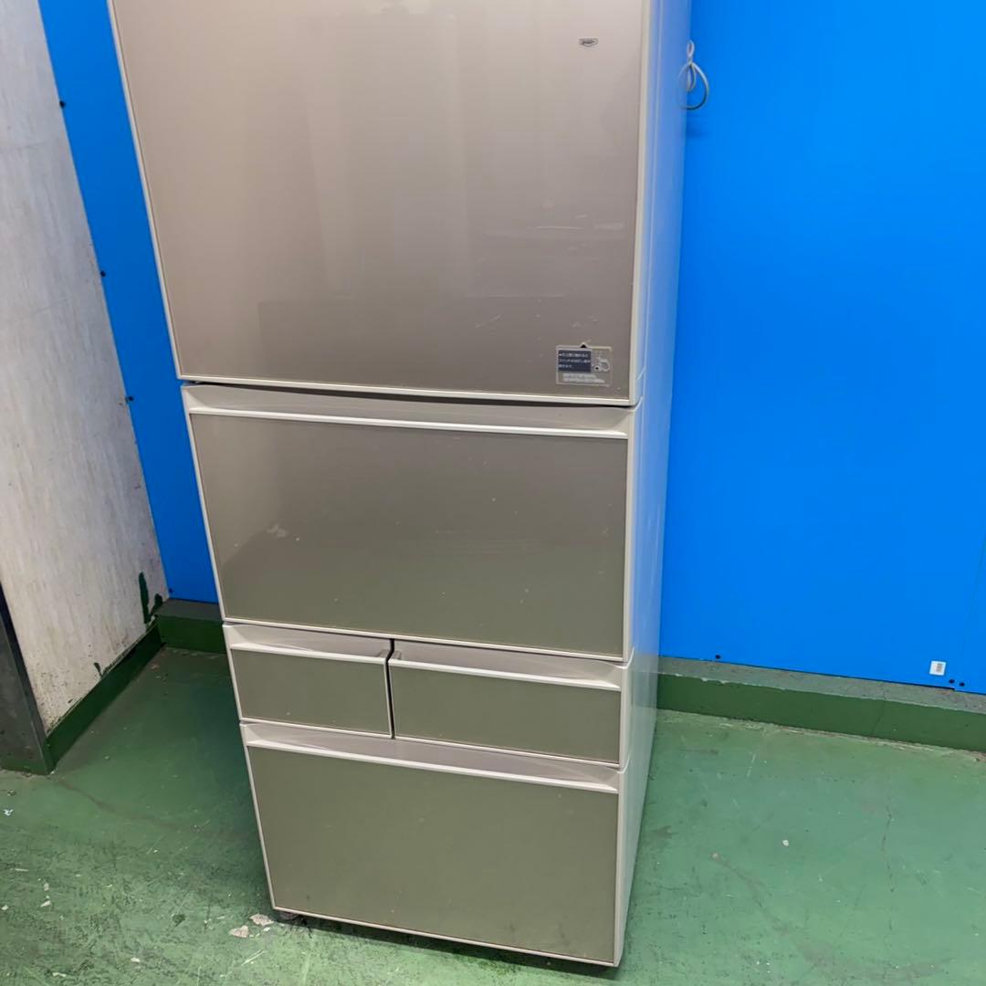 717 東芝大型冷蔵庫　400L強　小型　家庭用　ガラスパネル　左開き　家庭用