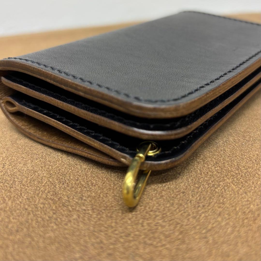 ホースバット　トラッカーウォレット　ミドル　黒　茶心　3層　MARYAM