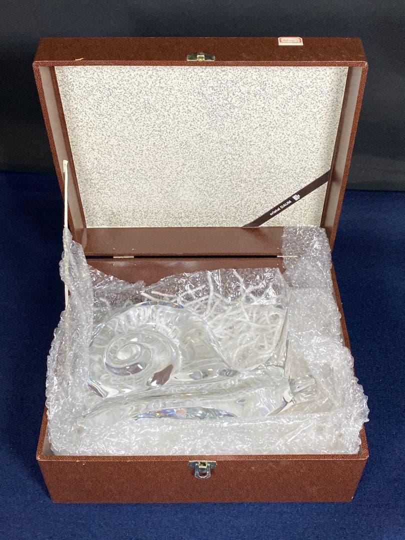 5057■Daum ドーム クリスタル カタツムリ オブジェ 共箱付