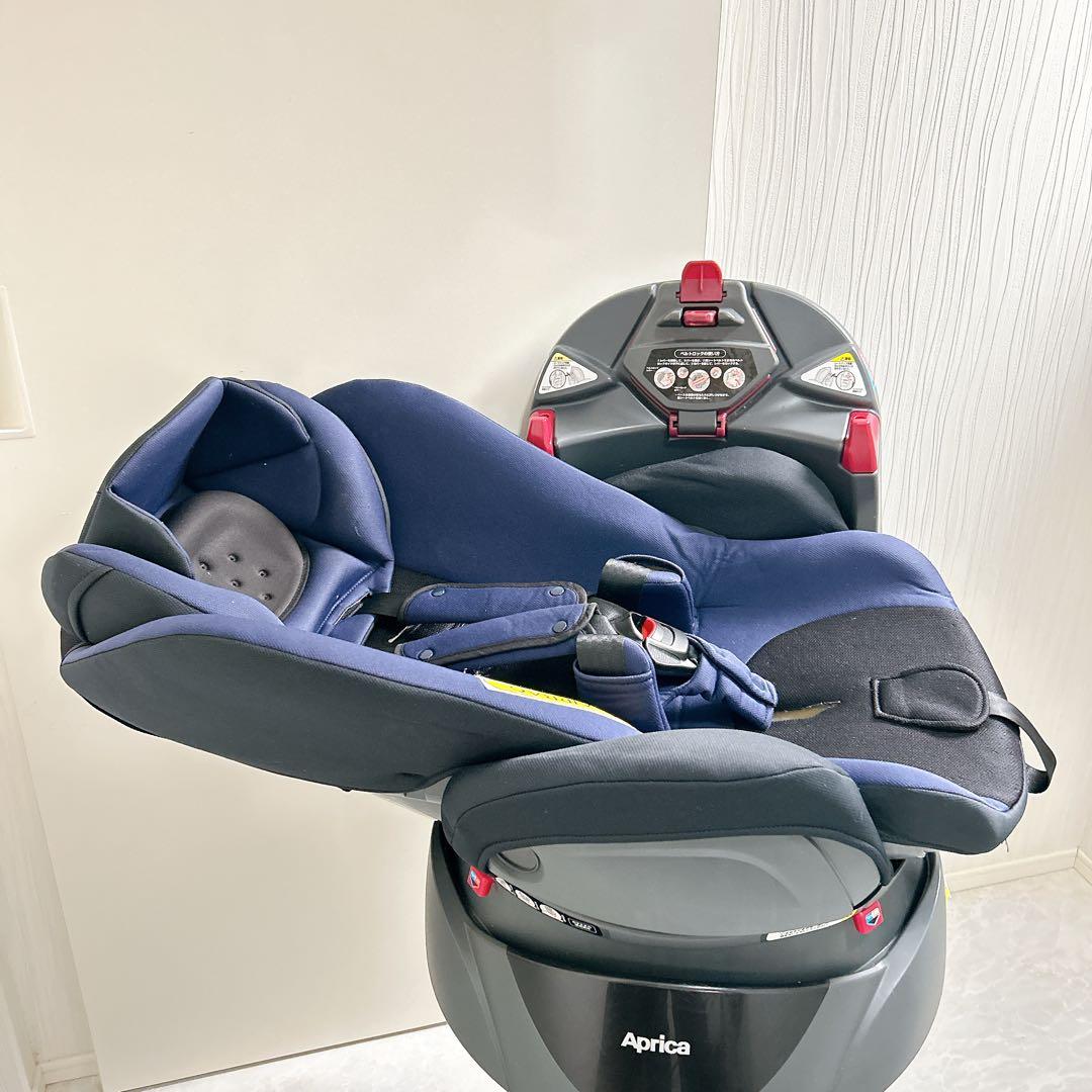 美品✨ディアターン プラス AB 車用チャイルドシート ネイビー