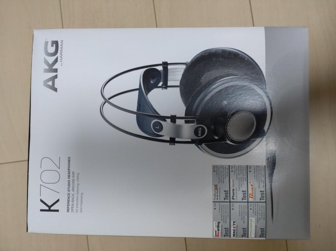 ヘッドホン AKG K702